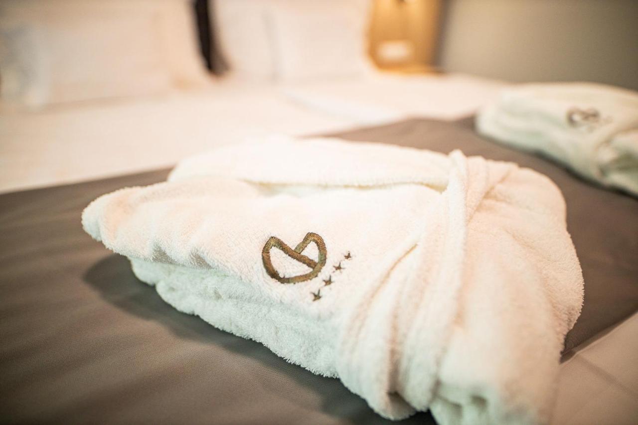 Garden Hotel Wellness Es Konferencia Ζολνοκ Εξωτερικό φωτογραφία